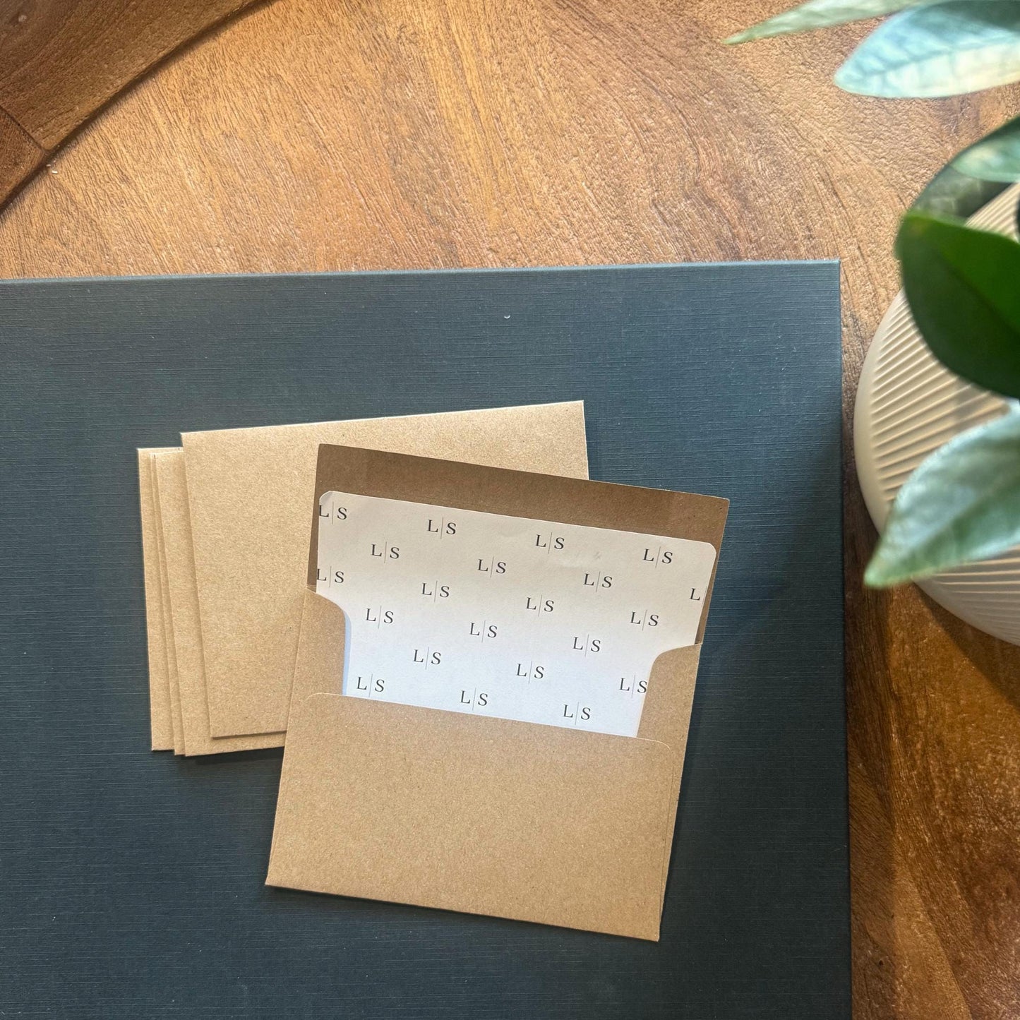 White envelope add-on for notecard set
