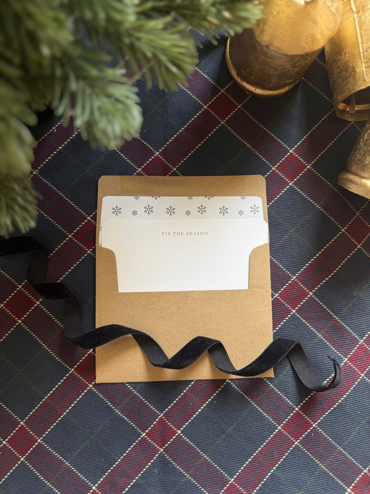 Tis The Season A2 Notecards – Black & White Snowflake Cards