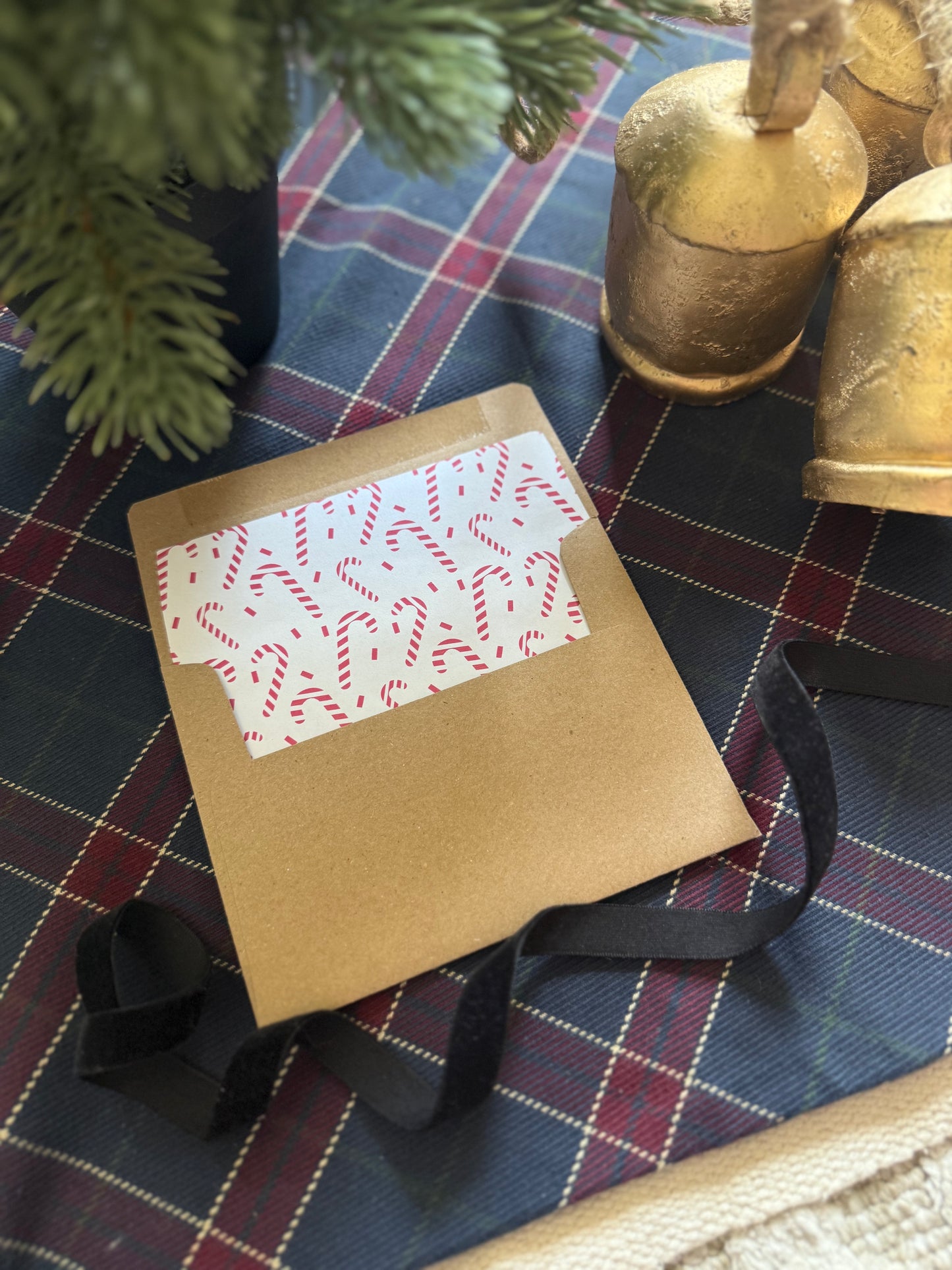 Candy Cane Envelope Liners with A2 Kraft Envelopes – Pre-Lined Holiday Envelopes