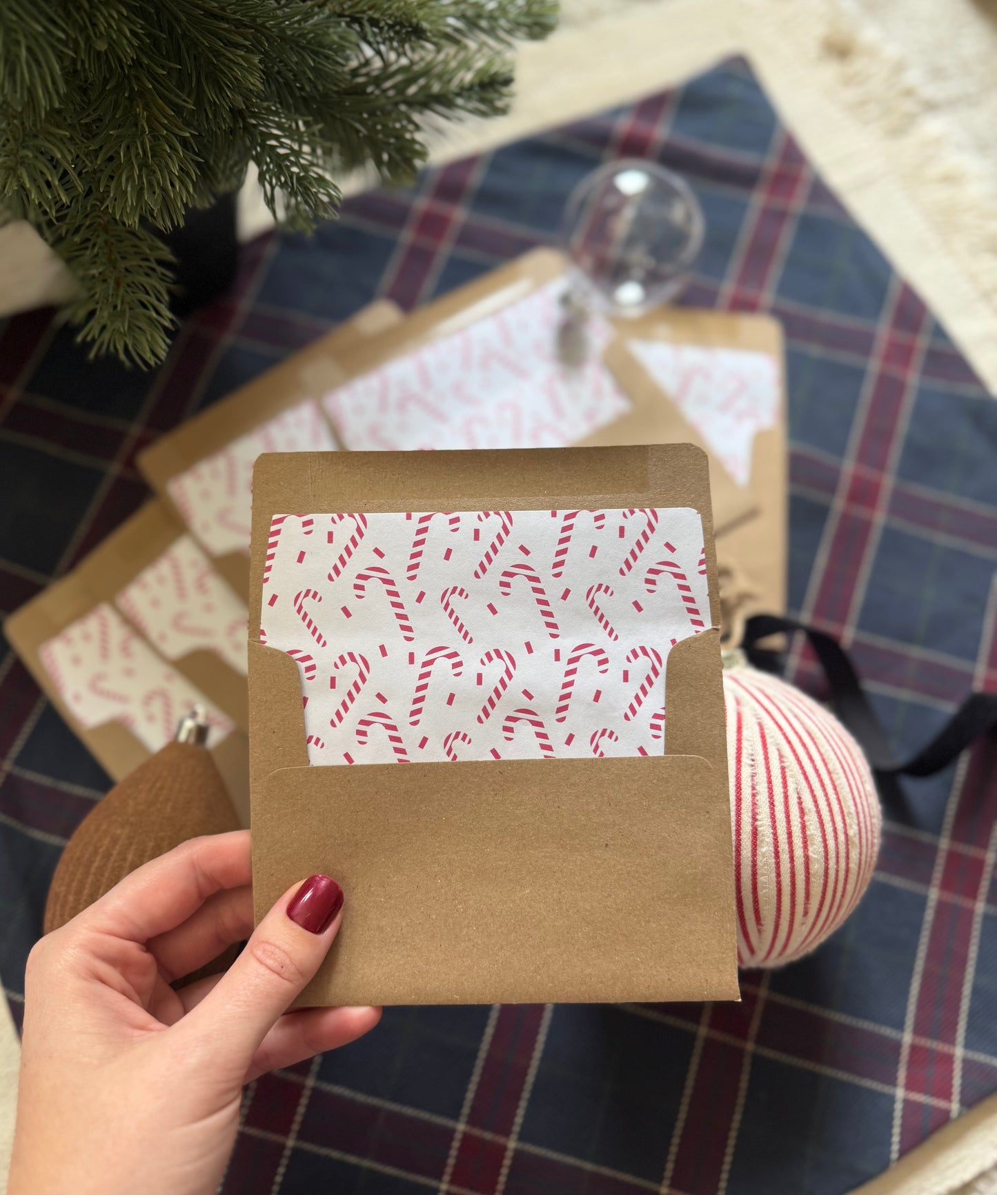 Candy Cane Envelope Liners with A2 Kraft Envelopes – Pre-Lined Holiday Envelopes