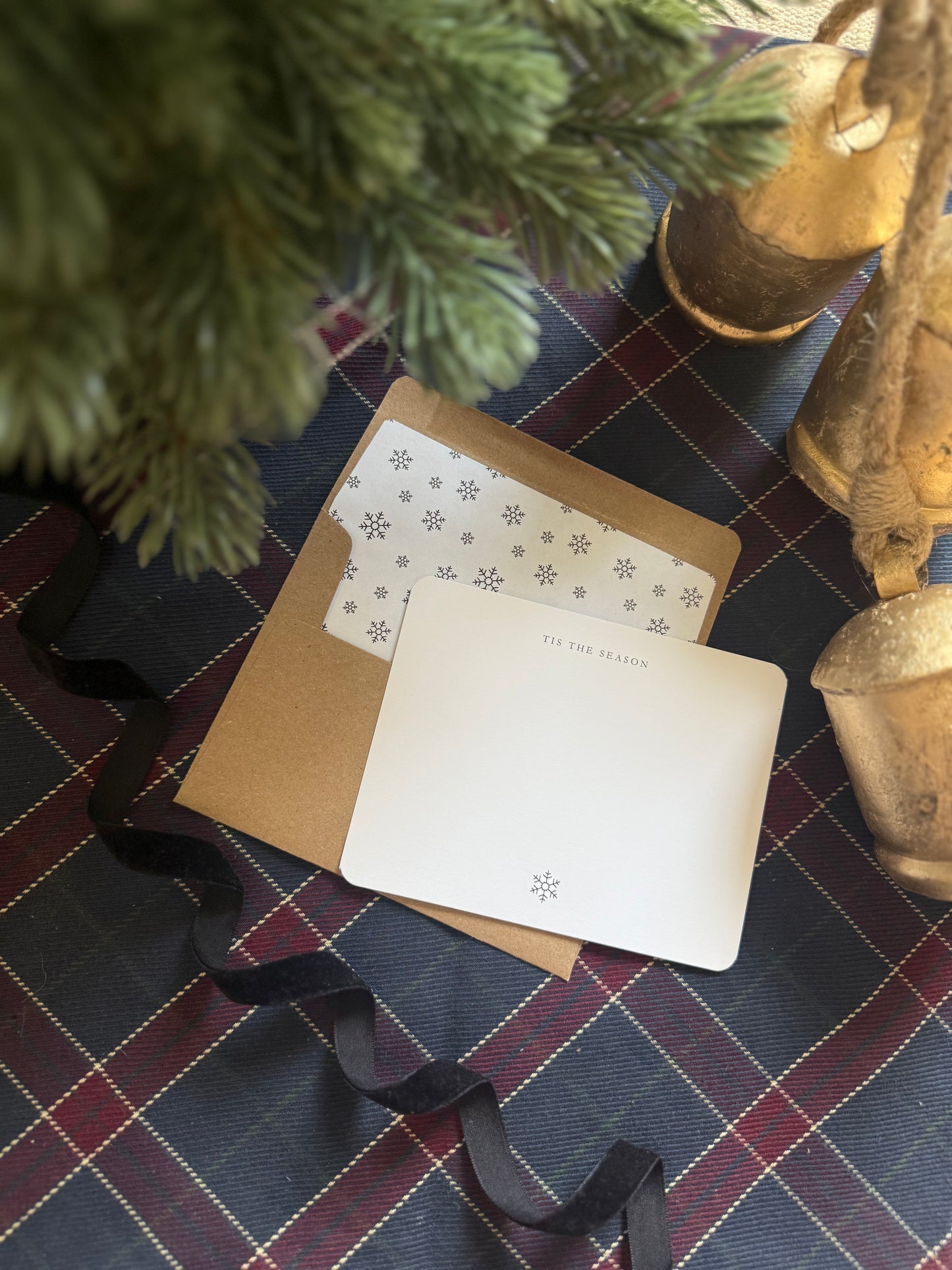 Tis The Season A2 Notecards – Black & White Snowflake Cards